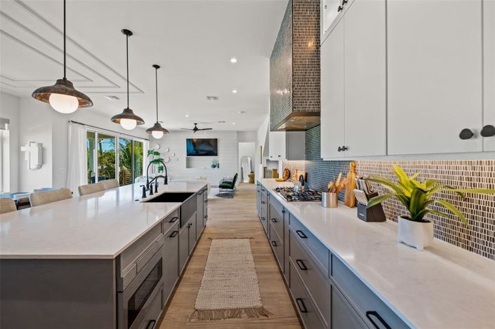 Image No.13-4 Bed Property for sale