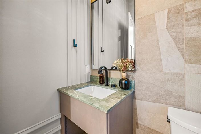 Image No.23-4 Bed Property for sale