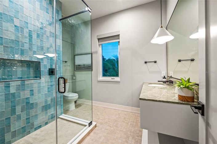 Image No.35-4 Bed Property for sale