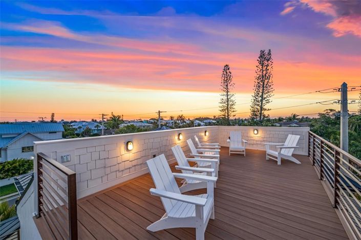 Image No.48-4 Bed Property for sale