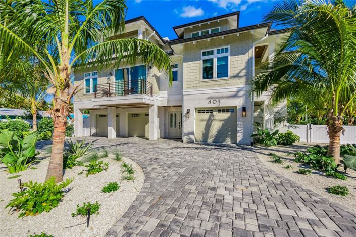 Image No.5-4 Bed Property for sale