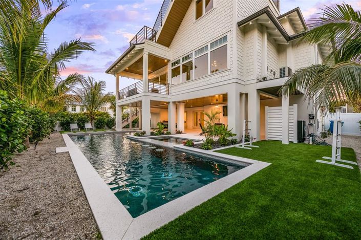 Image No.52-4 Bed Property for sale