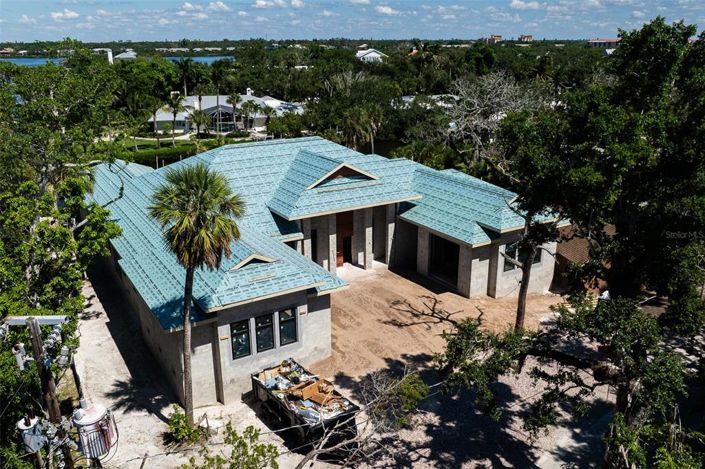 Image No.14-5 Bed Property for sale