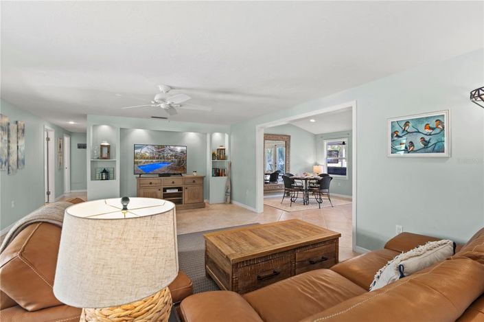 Image No.13-3 Bed Property for sale