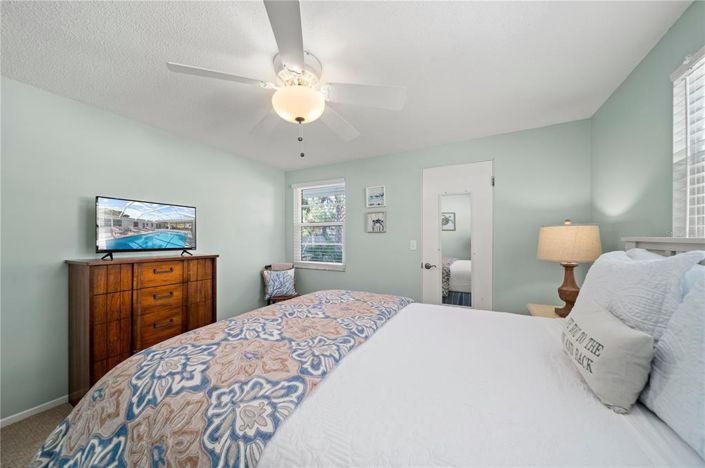 Image No.29-3 Bed Property for sale