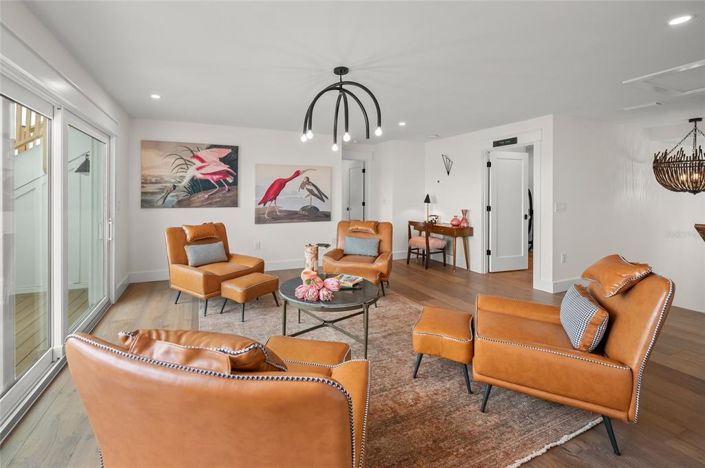 Image No.26-4 Bed Property for sale