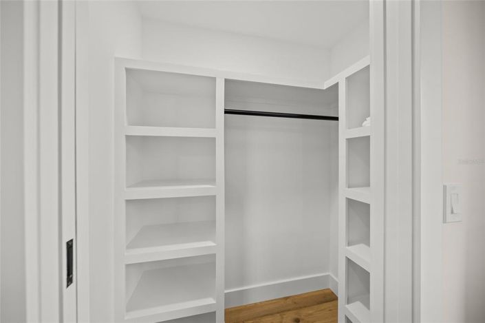 Image No.33-4 Bed Property for sale