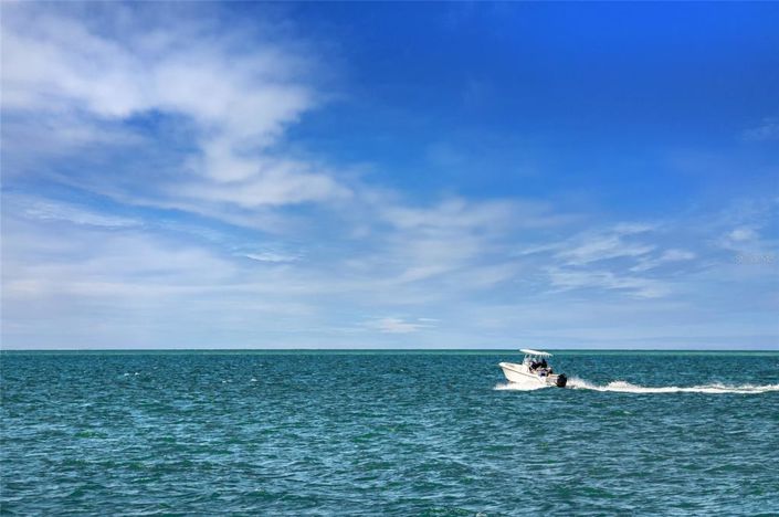 Image No.48-4 Bed Property for sale