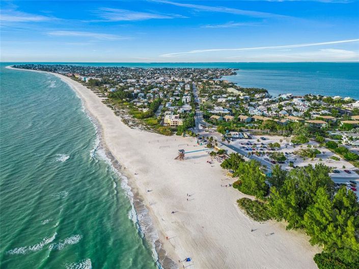 Image No.50-4 Bed Property for sale