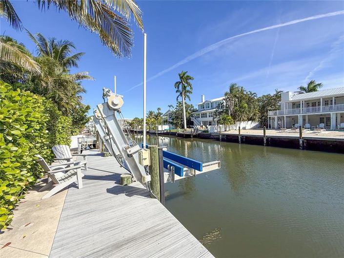 Image No.17-4 Bed Property for sale