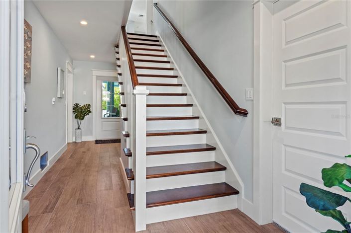 Image No.20-4 Bed Property for sale