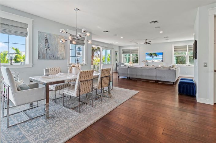 Image No.26-4 Bed Property for sale