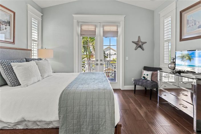 Image No.58-4 Bed Property for sale