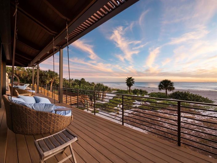 Image No.54-8 Bed Property for sale