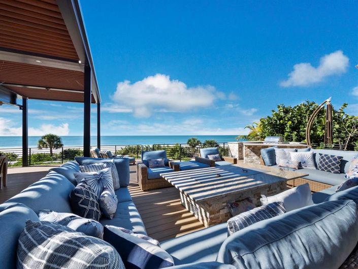 Image No.58-8 Bed Property for sale