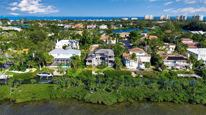 Image No.20-3 Bed Property for sale