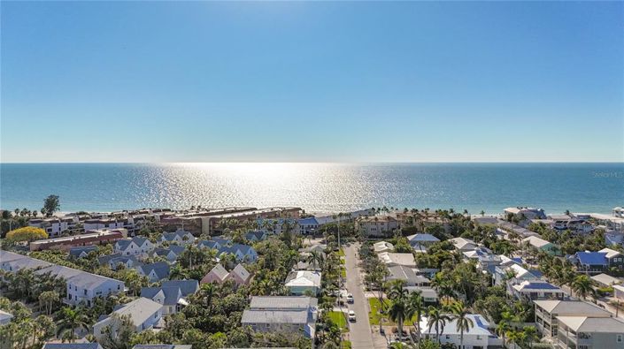 Image No.2-4 Bed Property for sale