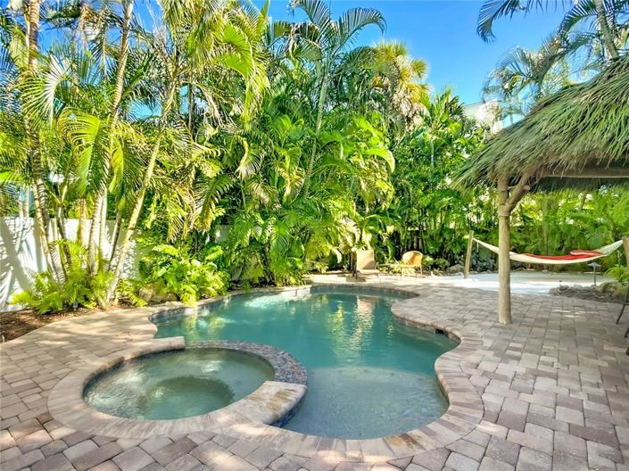 Image No.47-4 Bed Property for sale