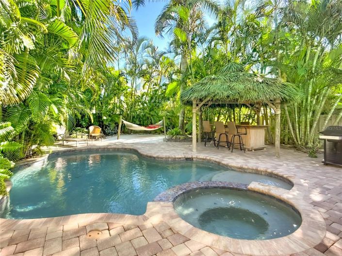 Image No.48-4 Bed Property for sale