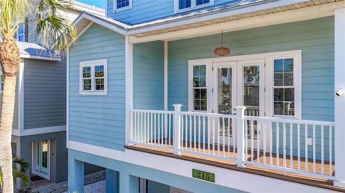 Image No.5-4 Bed Property for sale