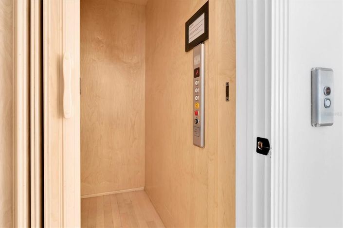 Image No.37-Propriété de 4 chambres à vendre à Holmes Beach