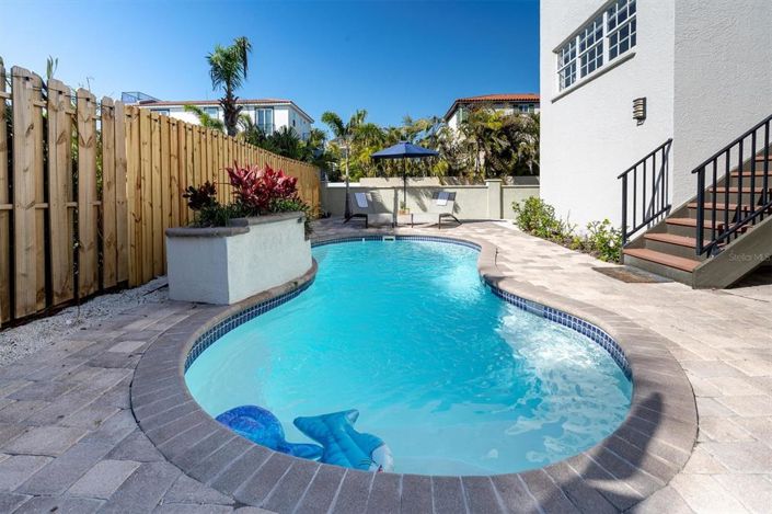 Image No.6-Propriété de 4 chambres à vendre à Holmes Beach