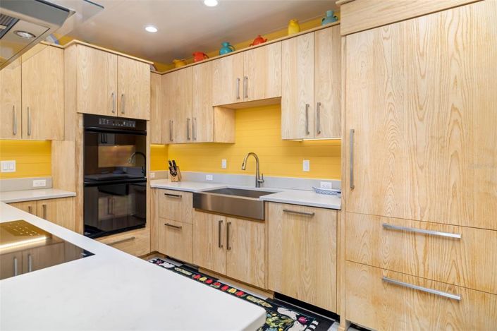 Image No.18-3 Bed Property for sale