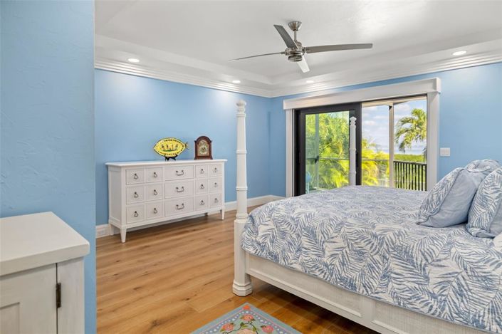 Image No.26-3 Bed Property for sale