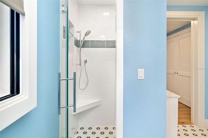 Image No.35-3 Bed Property for sale