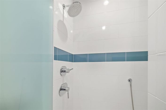 Image No.40-3 Bed Property for sale