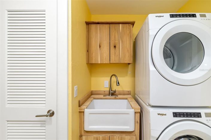 Image No.42-3 Bed Property for sale