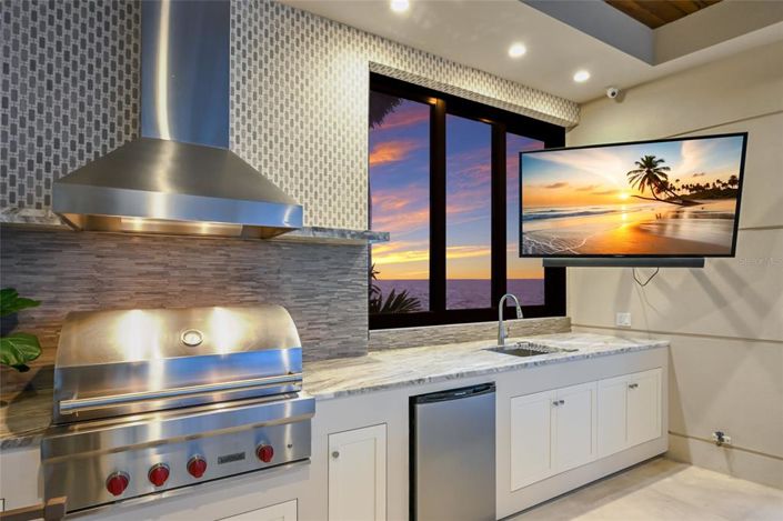 Image No.14-4 Bed Property for sale