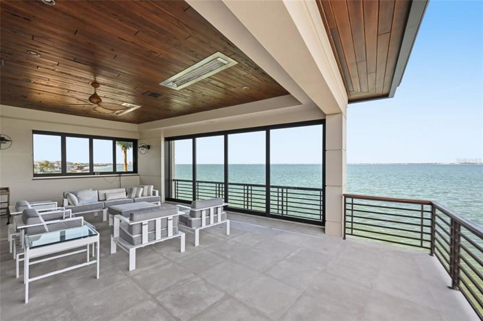 Image No.32-4 Bed Property for sale