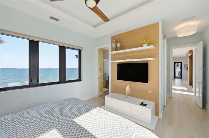 Image No.49-4 Bed Property for sale