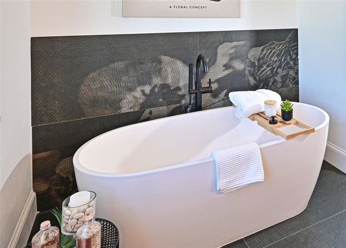 Image No.22-4 Bed Property for sale