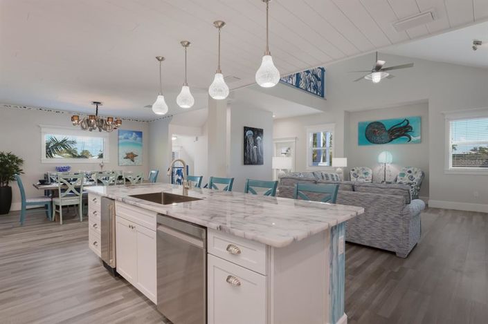 Image No.58-4 Bed Property for sale