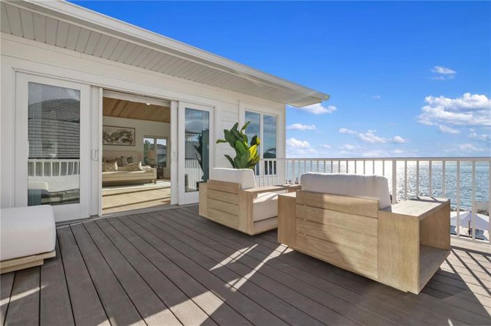 Image No.59-6 Bed Property for sale