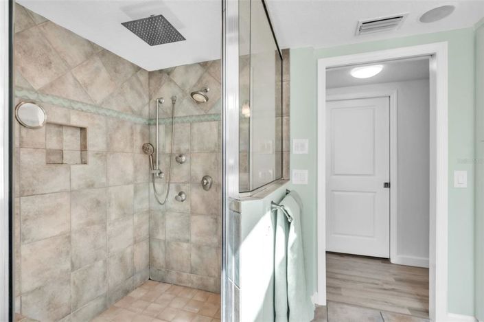 Image No.25-Propriété de 4 chambres à vendre à Holmes Beach