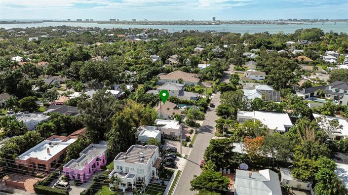 Image No.40-3 Bed Property for sale