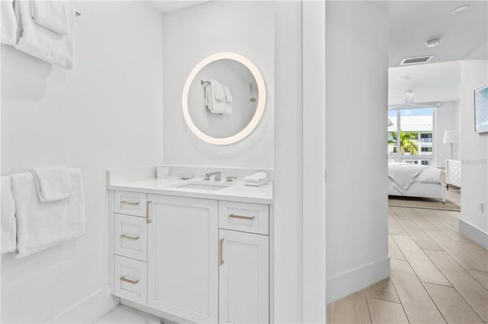 Image No.13-2 Bed Property for sale