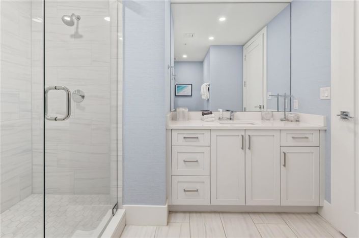 Image No.15-2 Bed Property for sale