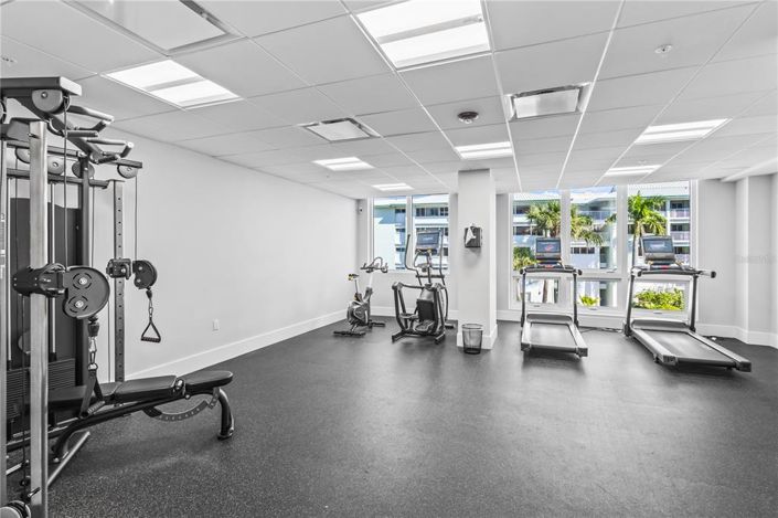 Image No.25-2 Bed Property for sale