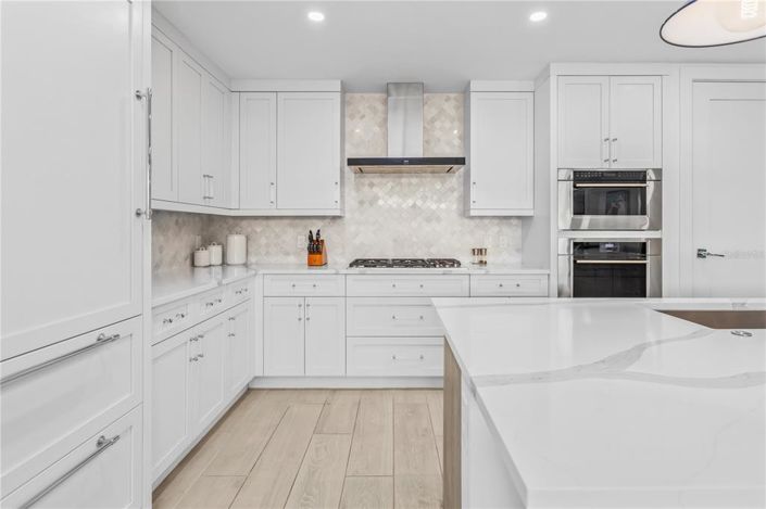 Image No.7-2 Bed Property for sale