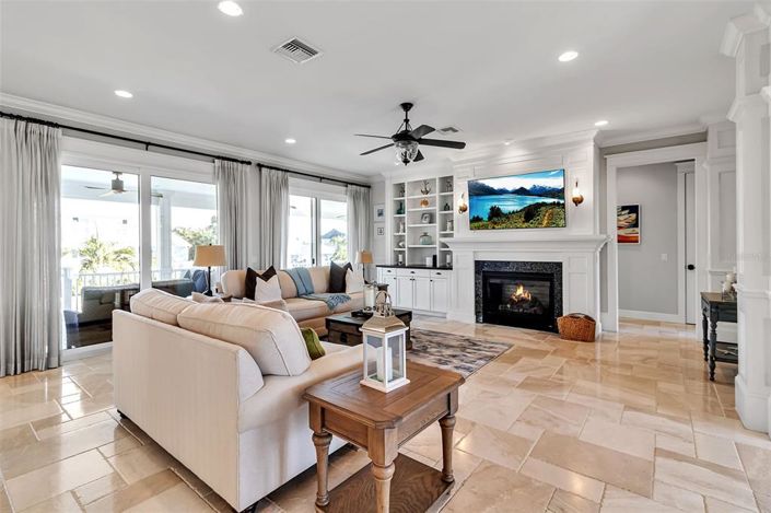 Image No.15-4 Bed Property for sale