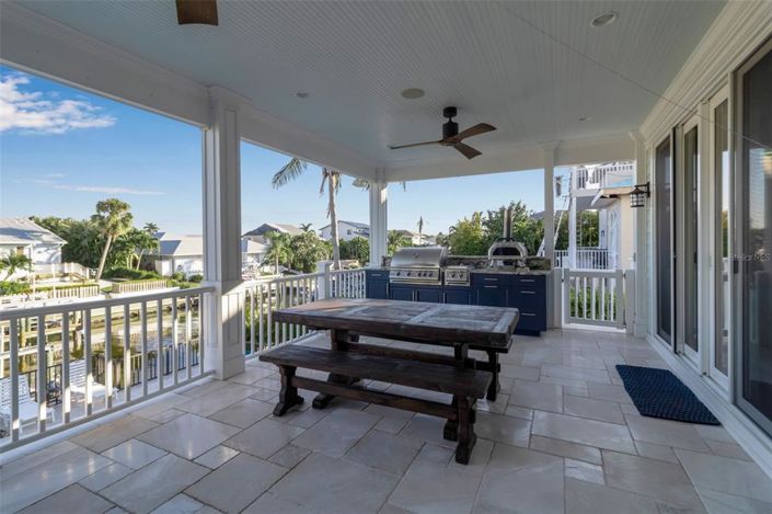 Image No.45-4 Bed Property for sale