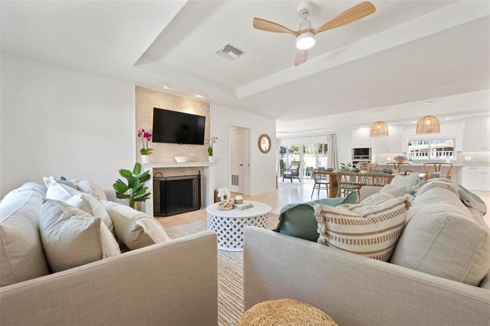 Image No.10-3 Bed Property for sale