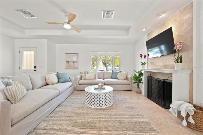 Image No.14-3 Bed Property for sale