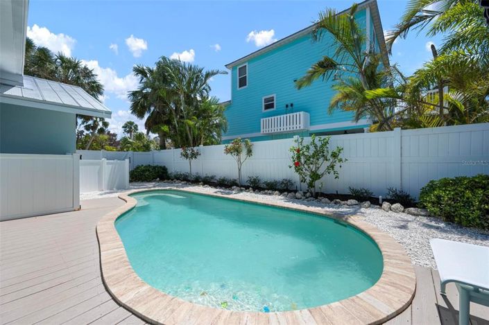 Image No.54-3 Bed Property for sale