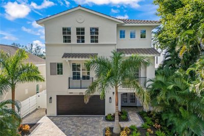 5 Bed Property for sale