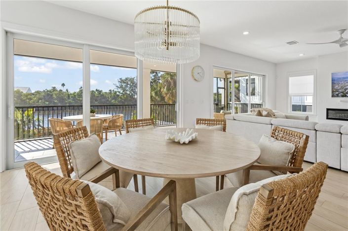 Image No.18-5 Bed Property for sale